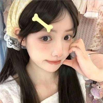 校园怪物 焦点封面